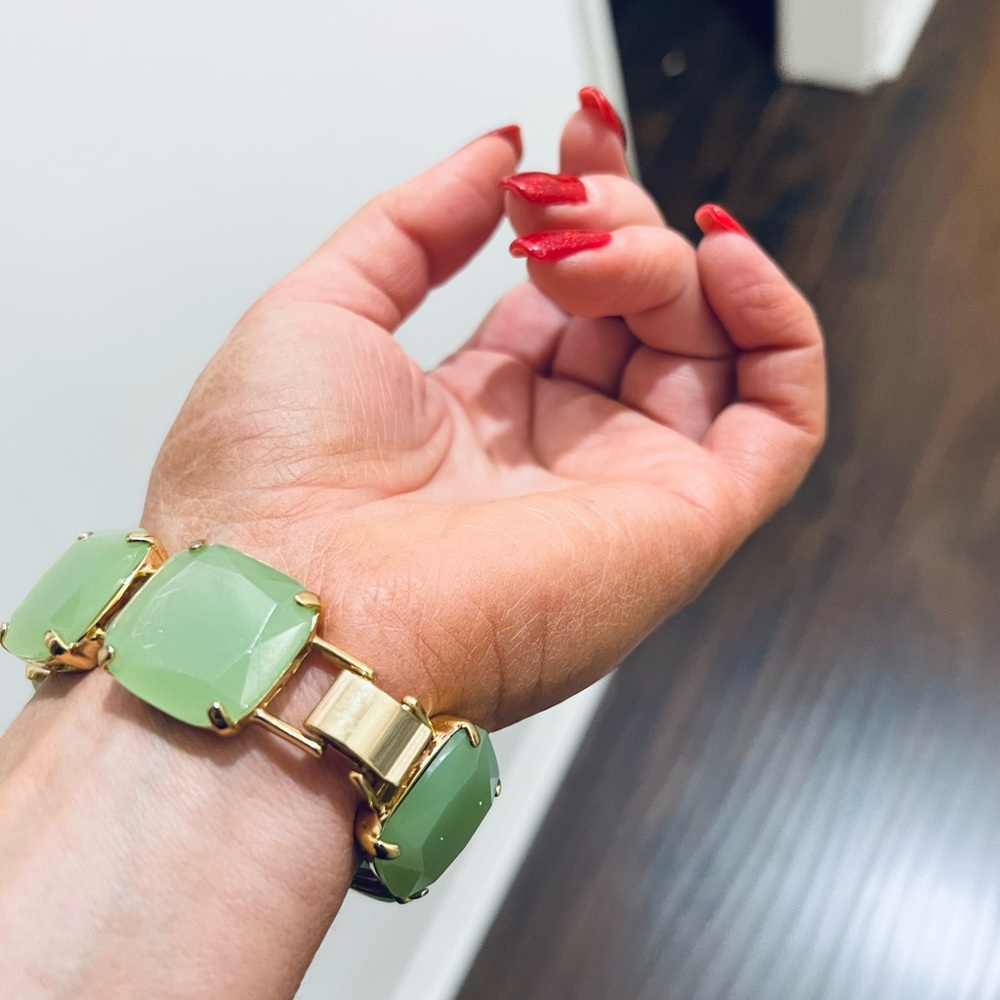 Stone Bangle Clasp Bracelet